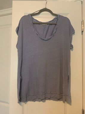 We The Free Blue SS Tunic, Sz XS, oversized
GUC